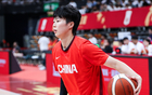 17分钟独砍12分!李梦接班人就在阵中,宫鲁鸣敢立新人为外线核心吗?
